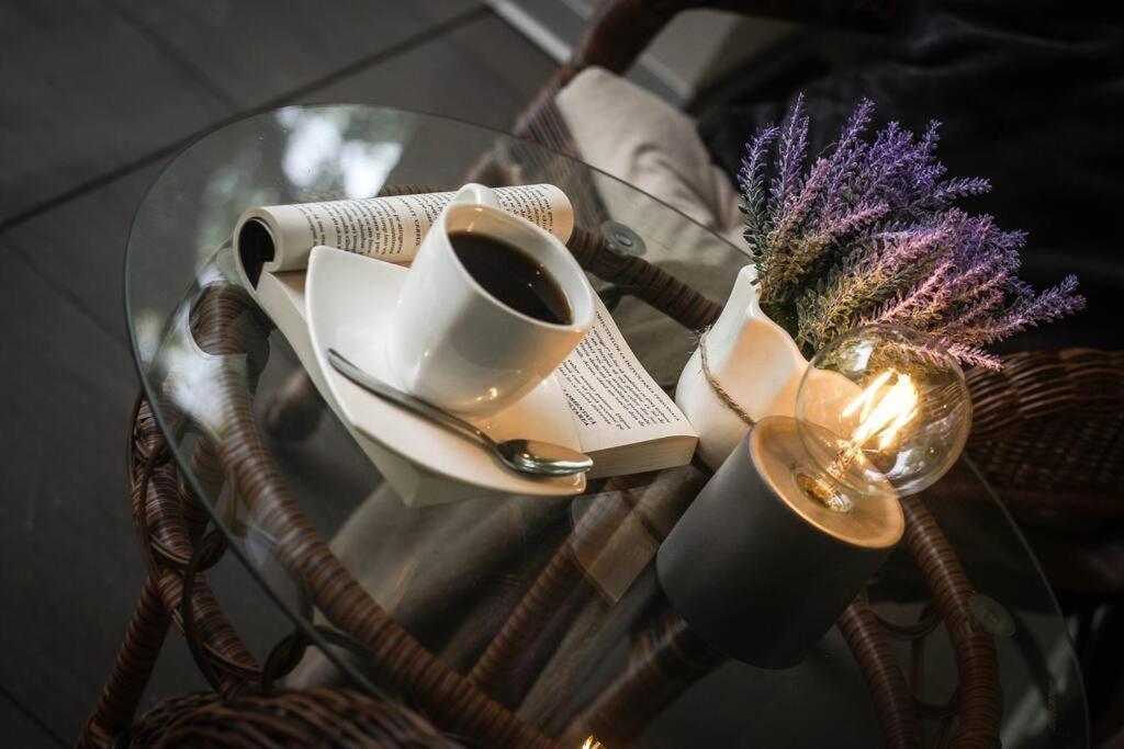 Apartament 8Ight Braszów Zewnętrze zdjęcie